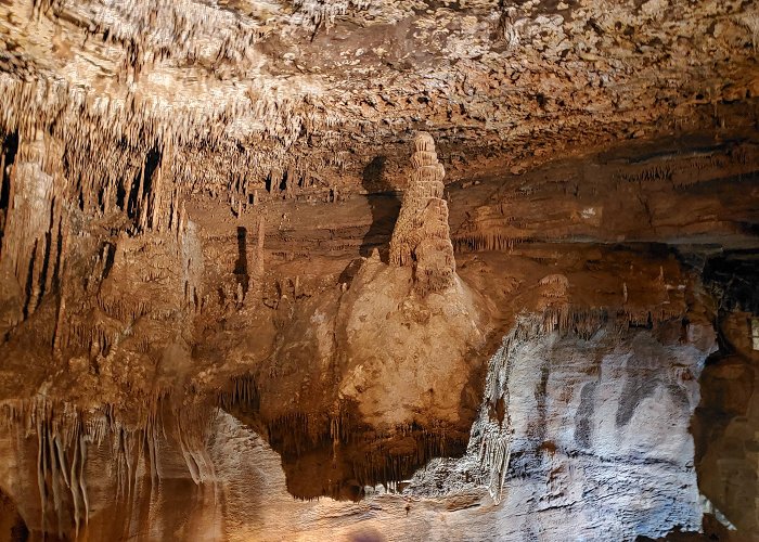 Blanchard Springs Caverns photo