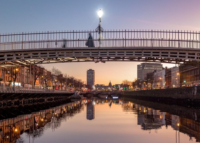 Ha'penny Bridge photo