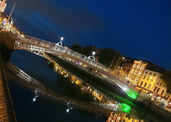 Ha'penny Bridge photo