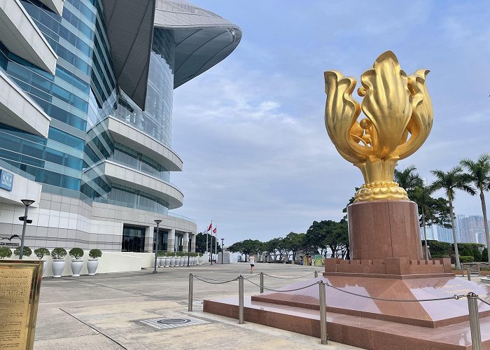 Hong Kong Convention and Exhibition Centre photo