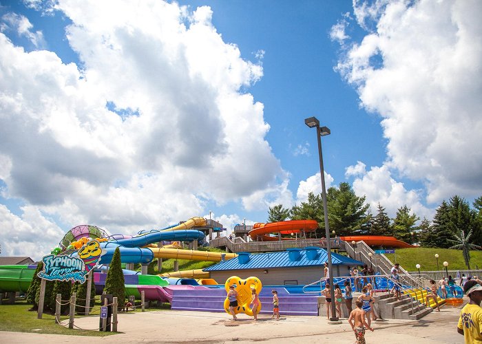 Six Flags Hurricane Harbor Rockford photo