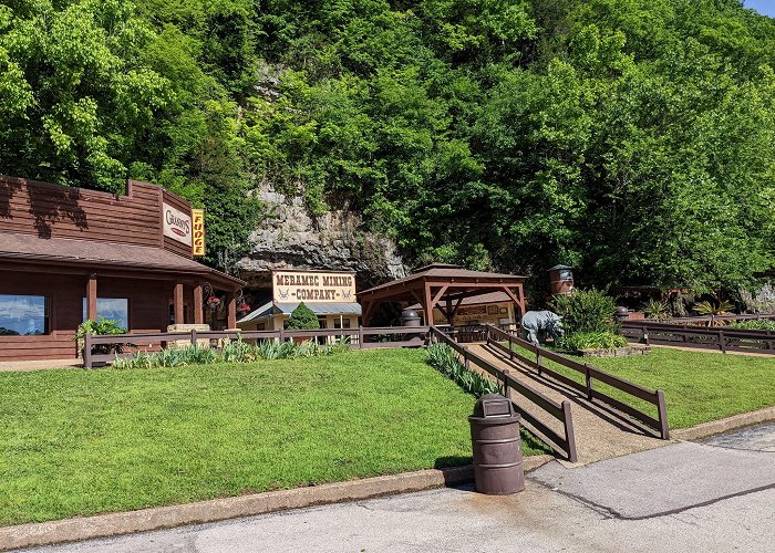 Meramec Caverns photo