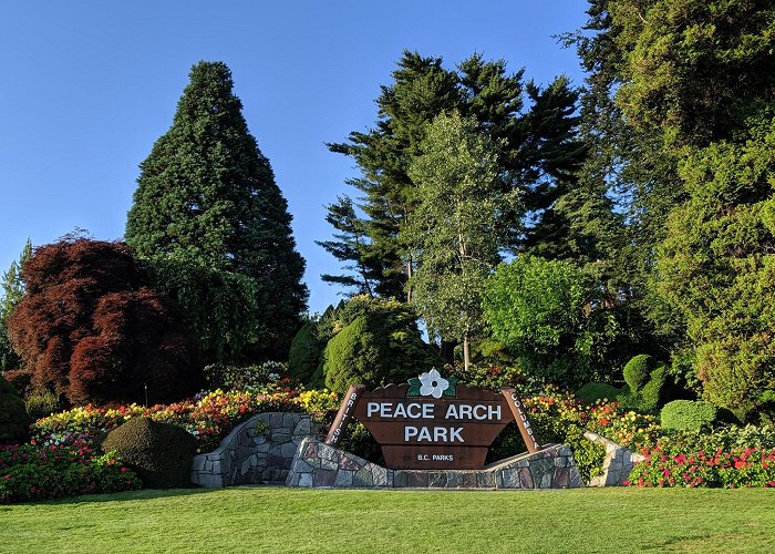 Peace Arch Park photo