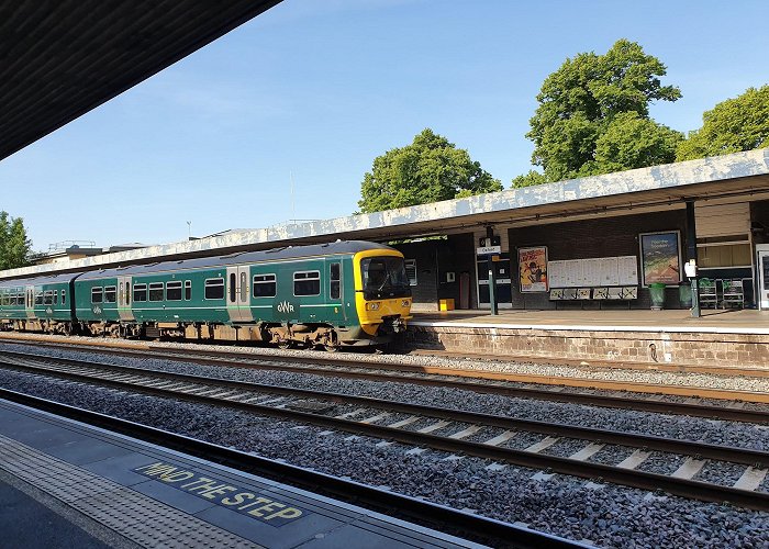 Oxford Train Station photo
