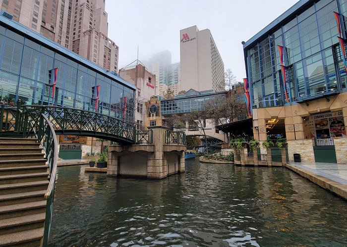 Shops at Rivercenter photo