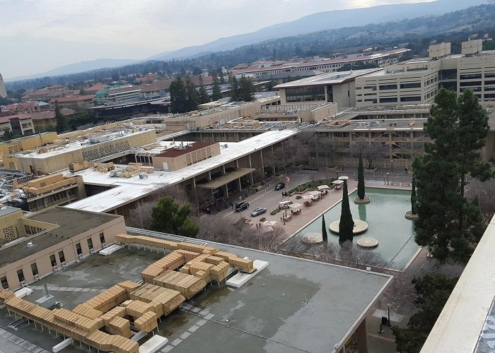 Stanford University Medical Center photo