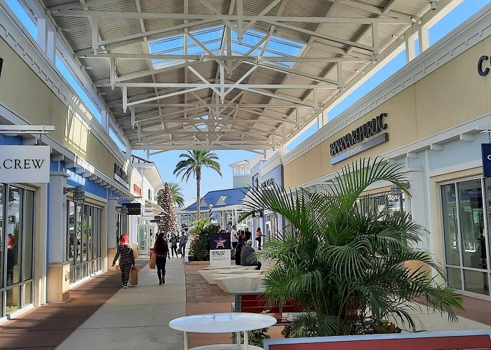 Tampa Premium Outlets photo