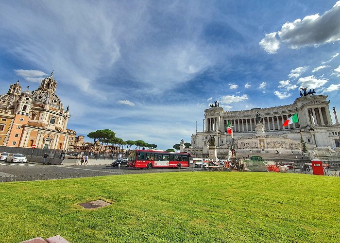 Piazza Venezia photo