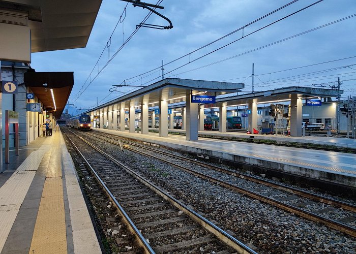 Bergamo Railway Station photo
