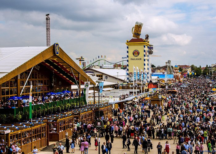 Oktoberfest - Theresienwiese photo