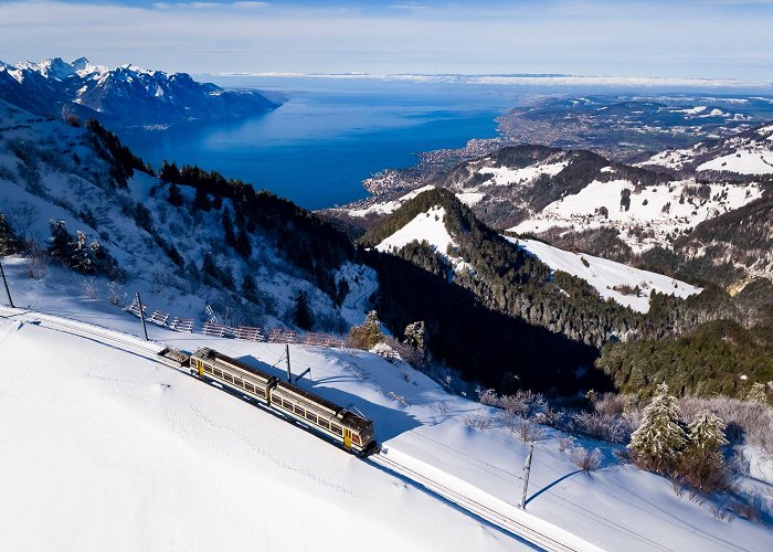 Rochers-de-Naye Montreux - Rochers-de-Naye cogwheel railroad | Switzerland Tourism photo