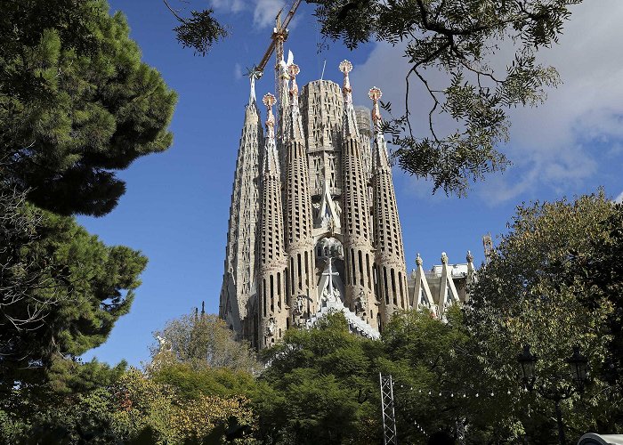 La Sagrada Familia Barcelona's famous Sagrada Familia cathedral nears completion as ... photo