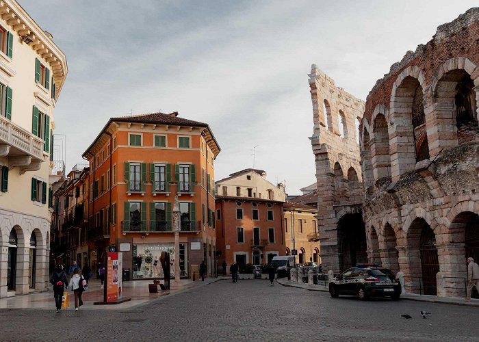 Via Mazzini 31 Absolute Best Things to do in Verona, Italy: Complete Verona ... photo