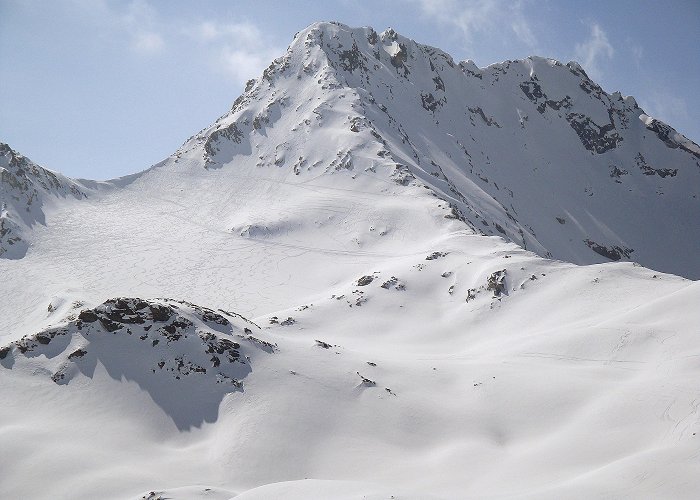 Weisshorn Flüela Wisshorn (3085m) – Classic Alpine Skitour in Davos (with a ... photo