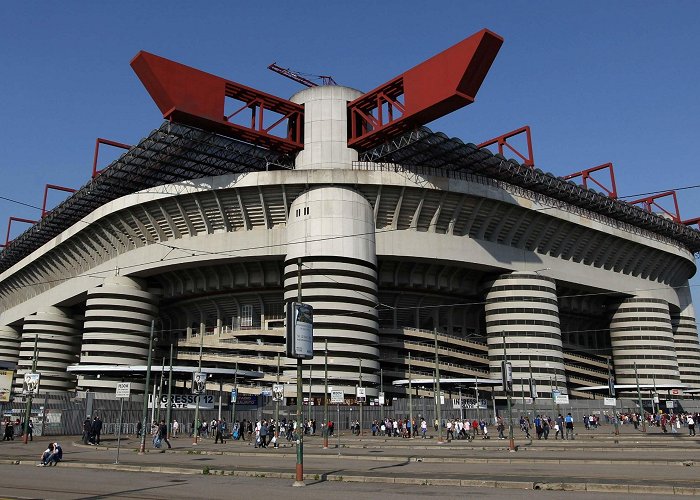San Siro Stadio Metro Stop San Siro: Inter and AC Milan stadium capacity, location, facts ... photo