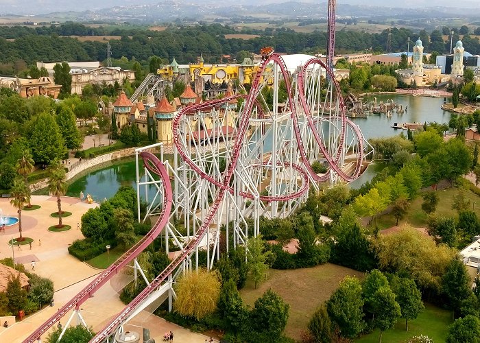 MagicLand Shock, MagicLand] - Apr-italy pic #13 : r/rollercoasters photo