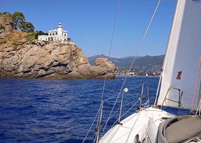 Das Meer bei Punta Chiappa Segelwochenende in Camogli und Portofino ab Genua photo