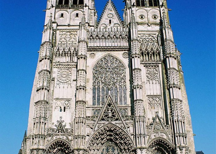 Cathedrale St-Gatien Cathédrale Saint-Gatien photo