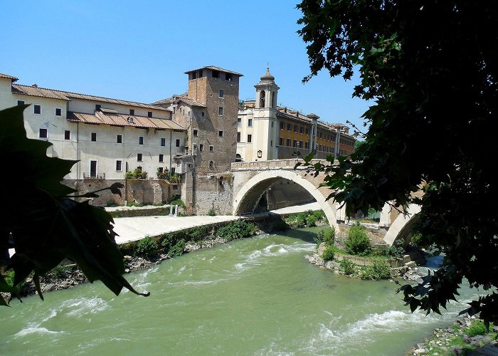 Tiber Island Tiber Island Rome guide: restaurants, bars, cinema and more ... photo