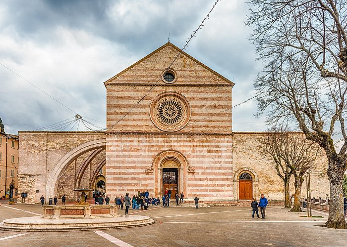 Basilica of Saint Clare A pilgrimage in the footsteps of St. Clare photo