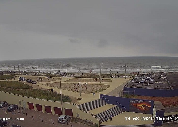 Seaport Marina IJmuiden Windy: Webcams - Zandvoort › South-West photo