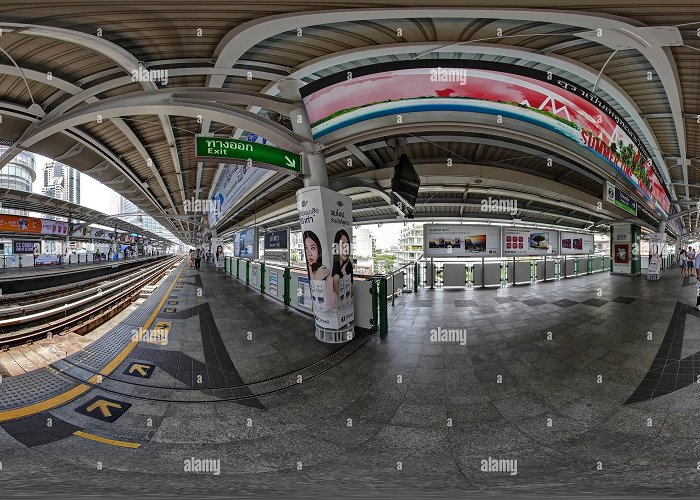 BTS-Asok 360° view of Asok BTS Station Bangkok - Alamy photo