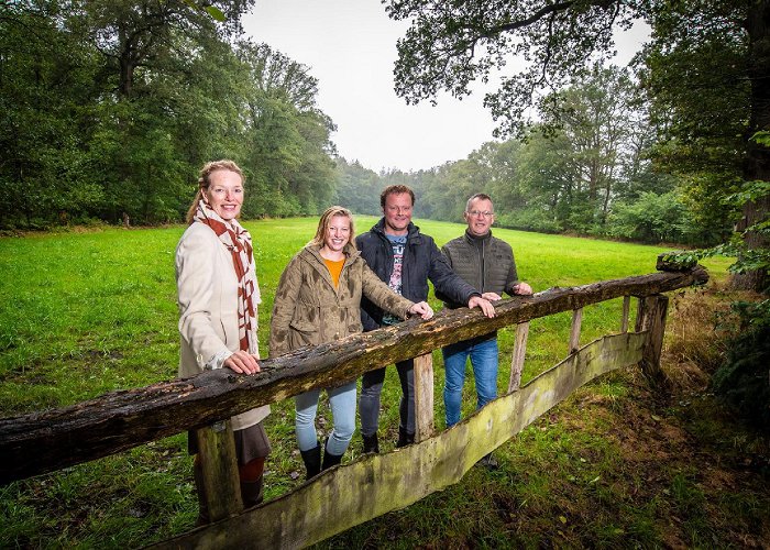 Het Lankheet Collectieve bioboerderij Haaksbergen van start, maar dan op eigen ... photo