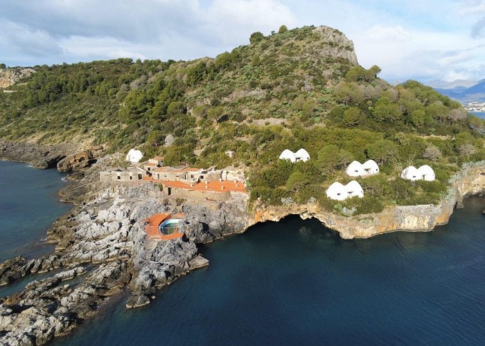 Isola Di Dino Praia a Mare: Via i rifiuti dall'Isola Dino – Dall'abbandono e ... photo