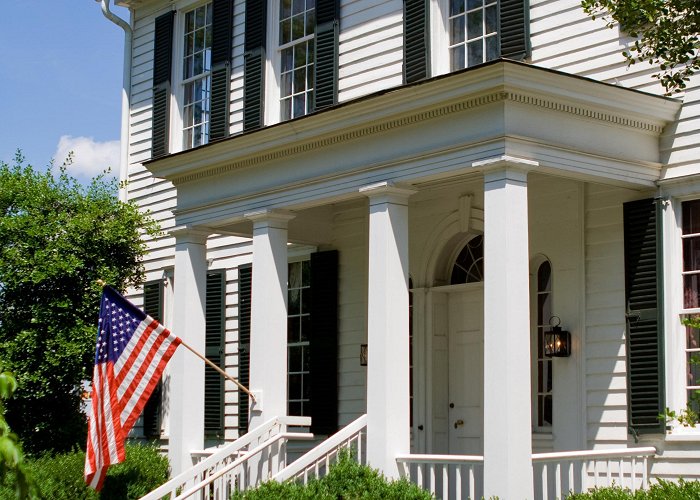 Dearing Street Historic District Historic Districts in Athens GA - Athens Convention & Visitors Bureau photo