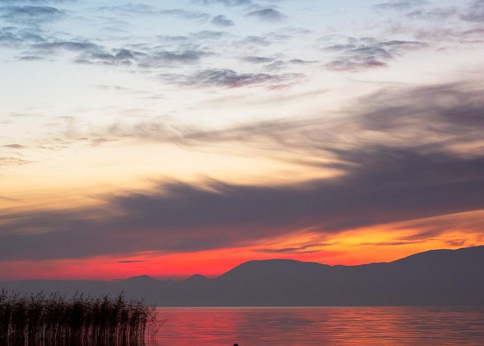 lac de neuchatel Stillness in Colour, a vivid sunset at Lac de Neuchâtel - NiO ... photo