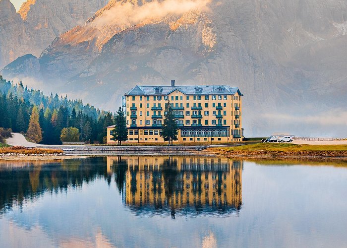 Lake Misurina Grand Misurina Hotel. Northern Italy in the Dolomites (OC) : r ... photo