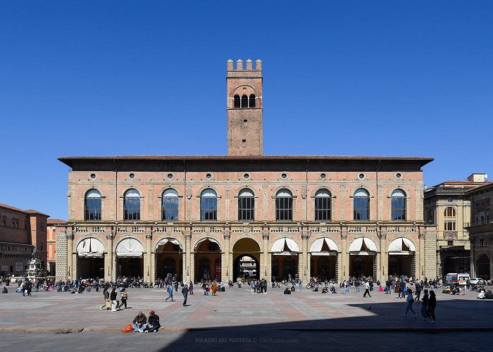Palazzo del Podesta Palazzo del Podesta – Bologna, Emilia-Romagna | ITALYscapes photo