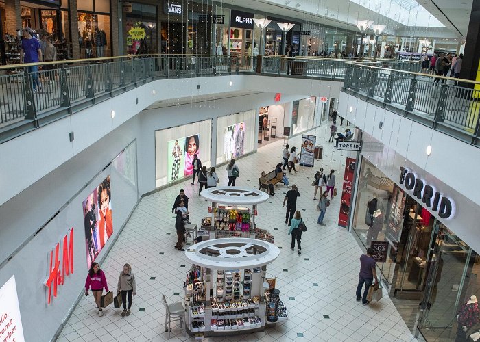 Mall of Louisiana Black Friday shoppers hit Baton Rouge's Mall of Louisiana | Courts ... photo