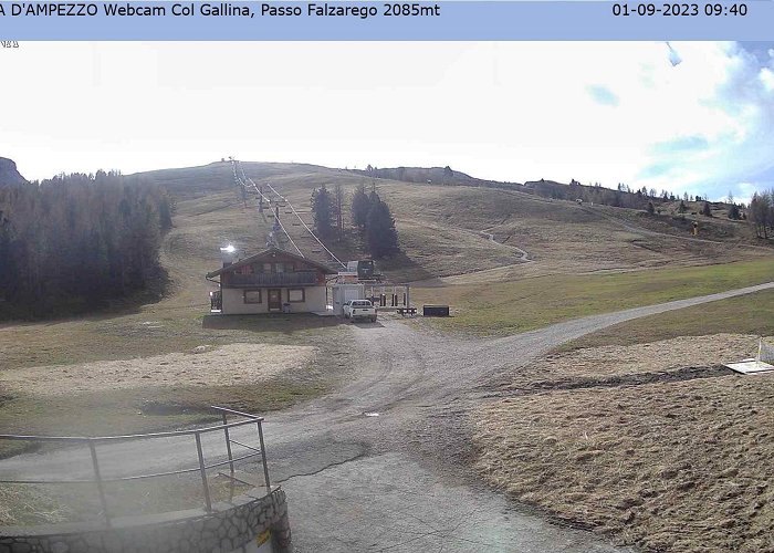 Col Druscie - Ra Valles Webcam Cortina d'Ampezzo: Chair Lift Falzarego 2056 m... • Belluno ... photo