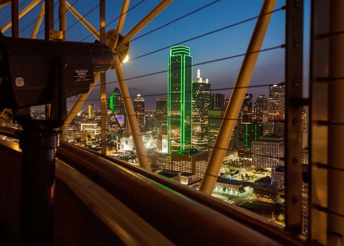 Reunion Tower Lookout REUNION TOWER – Observation Deck | Tower, Weekend adventure, Day trips photo