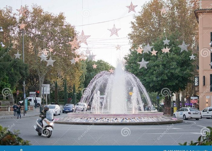 Placa de la Reina Plaza De La Reina Fountain with Christmas Light Decorations ... photo