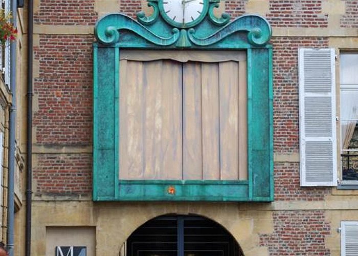 Horloge Du Grand Marionnettiste Monumental Clock of the "Great Puppeteer" - Charleville-Mézières Sedan photo