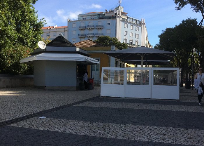 Jardim do Arco do Cego Jardim do Arco do Cego | Cafés, bares e cervejarias em Lisboa photo