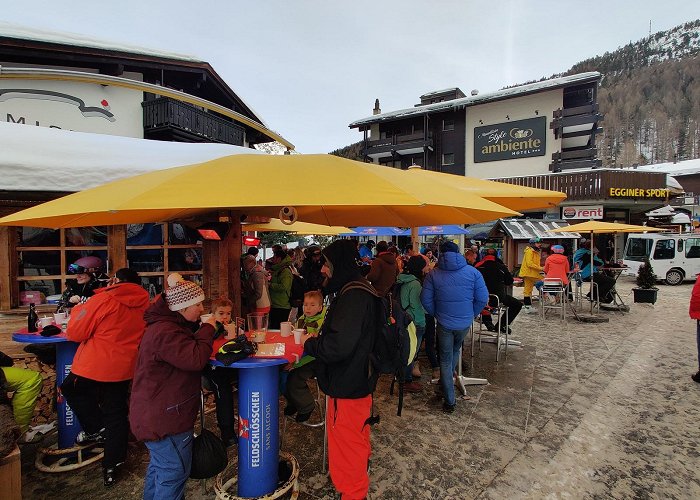 Egginer Glacier Skiing at Saas Fee in Switzerland – QUIRROW photo