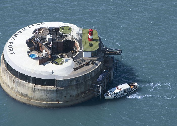 Spitbank Fort 3 Military Solent Forts in Portsmouth Are For Sale photo