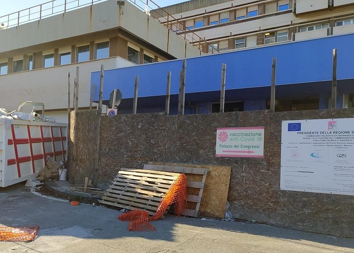 Palazzo dei Congressi Gli ospedali siciliani vittima dei tagli al Pnrr: Fitto si ... photo