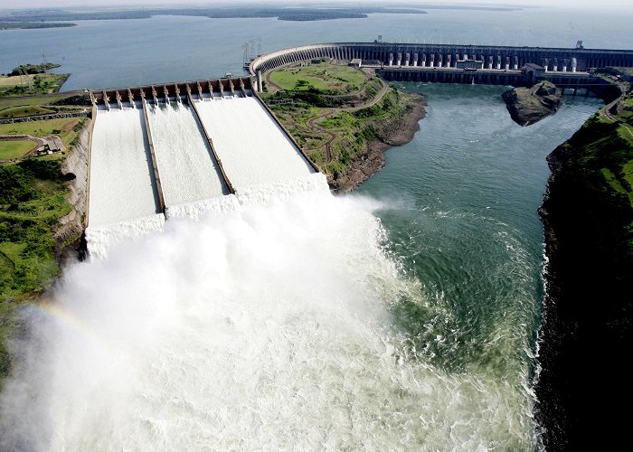 usina hidrelétrica itaipu Itaipu ultrapassa Três Gargantas e reassume liderança em produção ... photo
