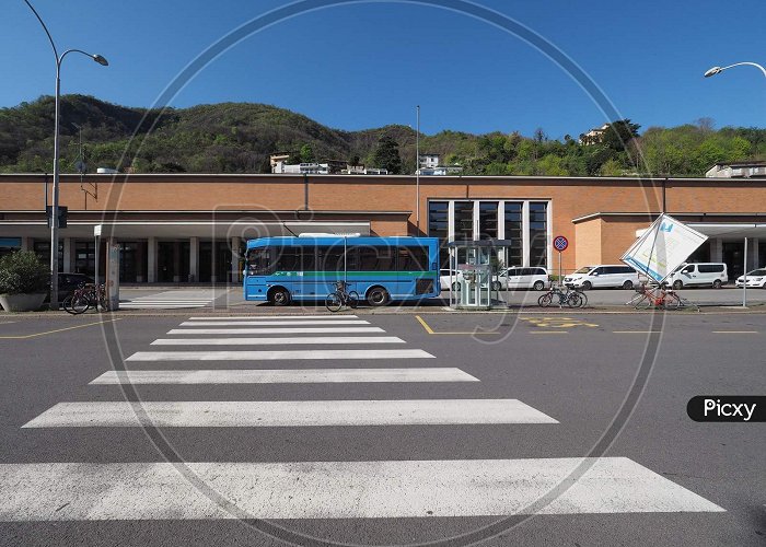 Como San Giovanni Train Station Image of Como San Giovanni Train Station In Como-XW373807-Picxy photo