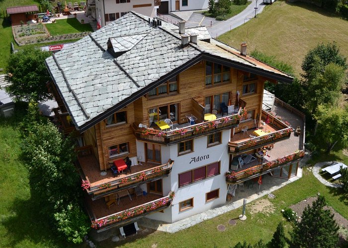 Leukerbad Torrentbahn Holiday Home/Apartment - 2 persons - Lärchmattenstrasse - 3954 ... photo