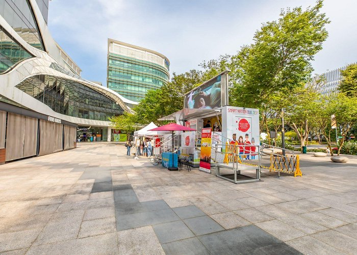 Plaza Singapura Look forward to fresh new experiences at Smart Nation Builder photo