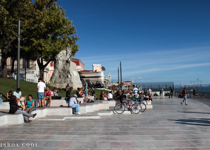 Adamastor Santa Catarina Viewpoint | Lisboa Cool photo