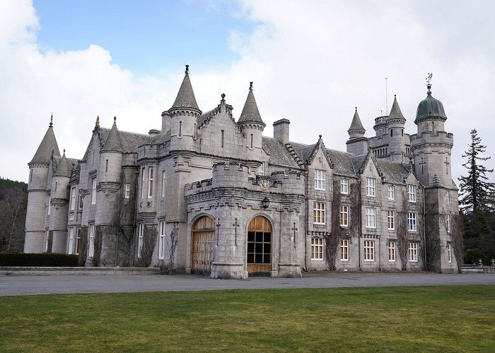 Balmoral Castle Why Queen Elizabeth II's residence casts long shadow over British ... photo