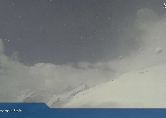 Lauchernalp-Stafel Windy: Webcams - Wiler: Lauchernalp - Lauchernalp-Stafel, Waldärra ... photo