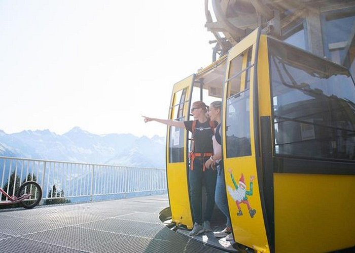 Gondelbahn Hüttenberg-Grotzenbüel Gondelbahn Hüttenberg - Grotzenbüel, Braunwald - Braunwald - Guidle photo