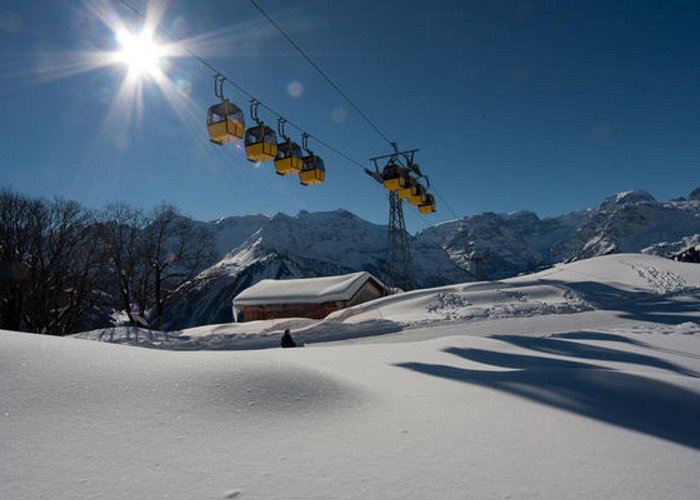 Gondelbahn Hüttenberg-Grotzenbüel Gondelbahn Hüttenberg - Grotzenbüel, Braunwald - Braunwald - Guidle photo